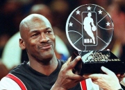 九游体育app下载-MVP球员在比赛中表现出色，获得高分