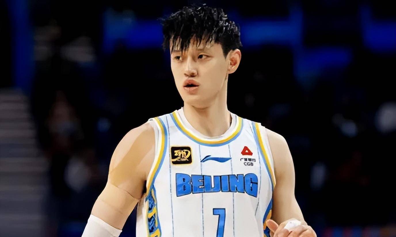 九游体育入口-联赛半程决出领头羊，悬念仍未揭晓！的简单介绍