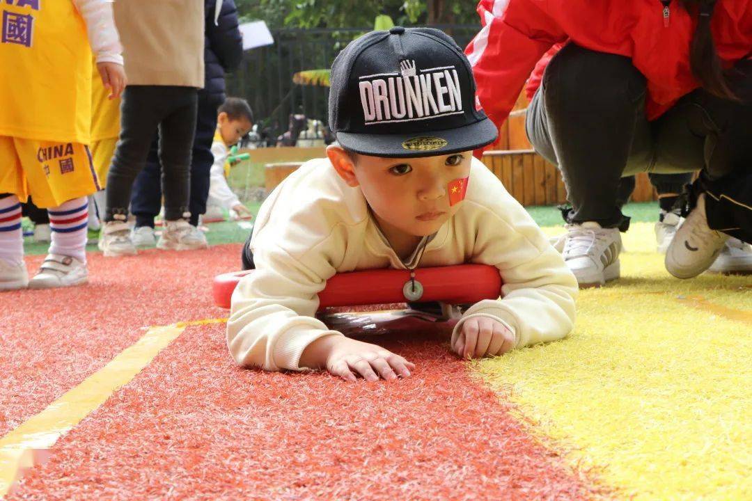 热火队员身手矫健在比赛中获胜在望的简单介绍