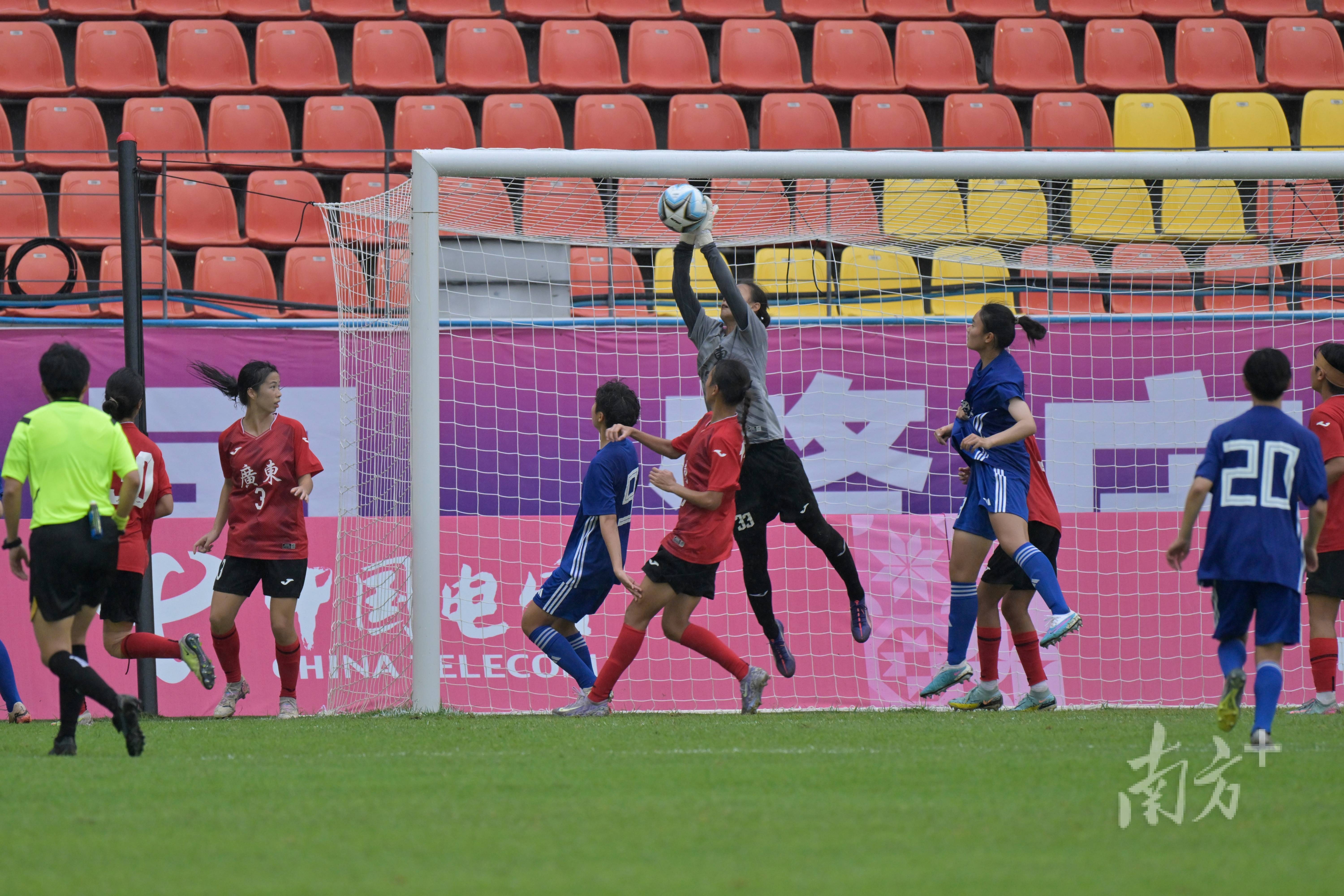 追平比分，球队战平强劲对手