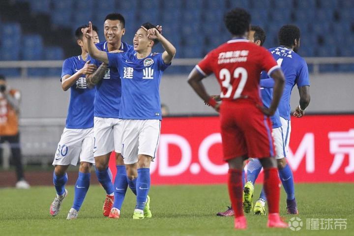 河南建业客场不敌重庆力帆，遭遇三连败的简单介绍