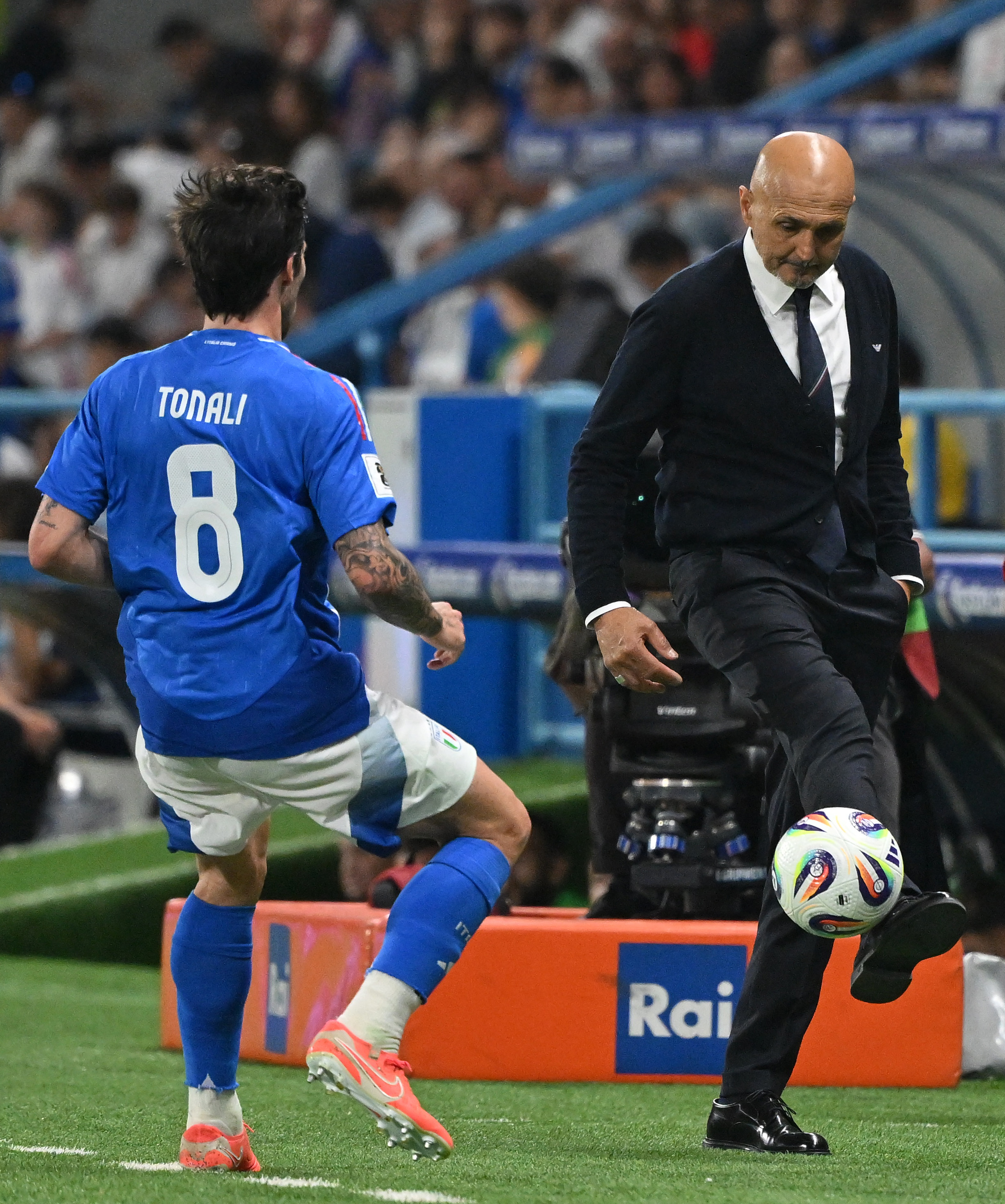 意大利球队刷新纪录，成功晋级半决赛