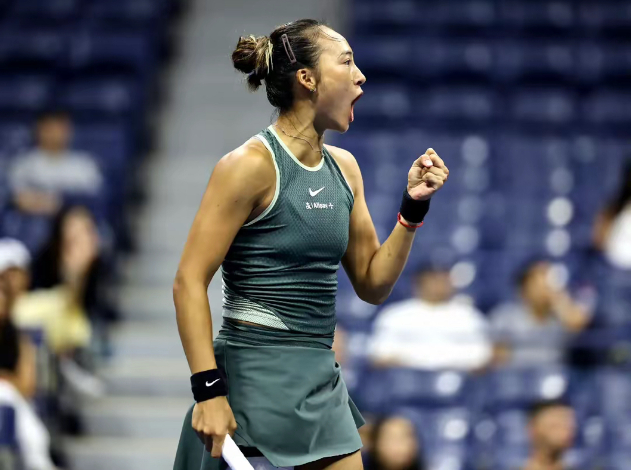 包含操控比赛！精湛战术领先对手，晋级永不退却的词条