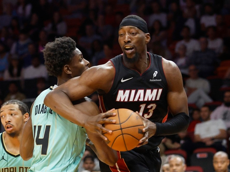 黄蜂客场击败勇士，维金斯表现出色