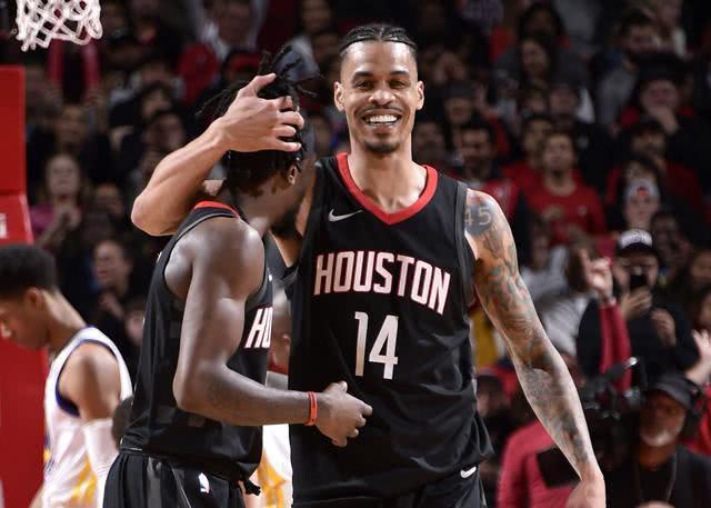 火箭外线射手完成破门，帮助球队反超比分