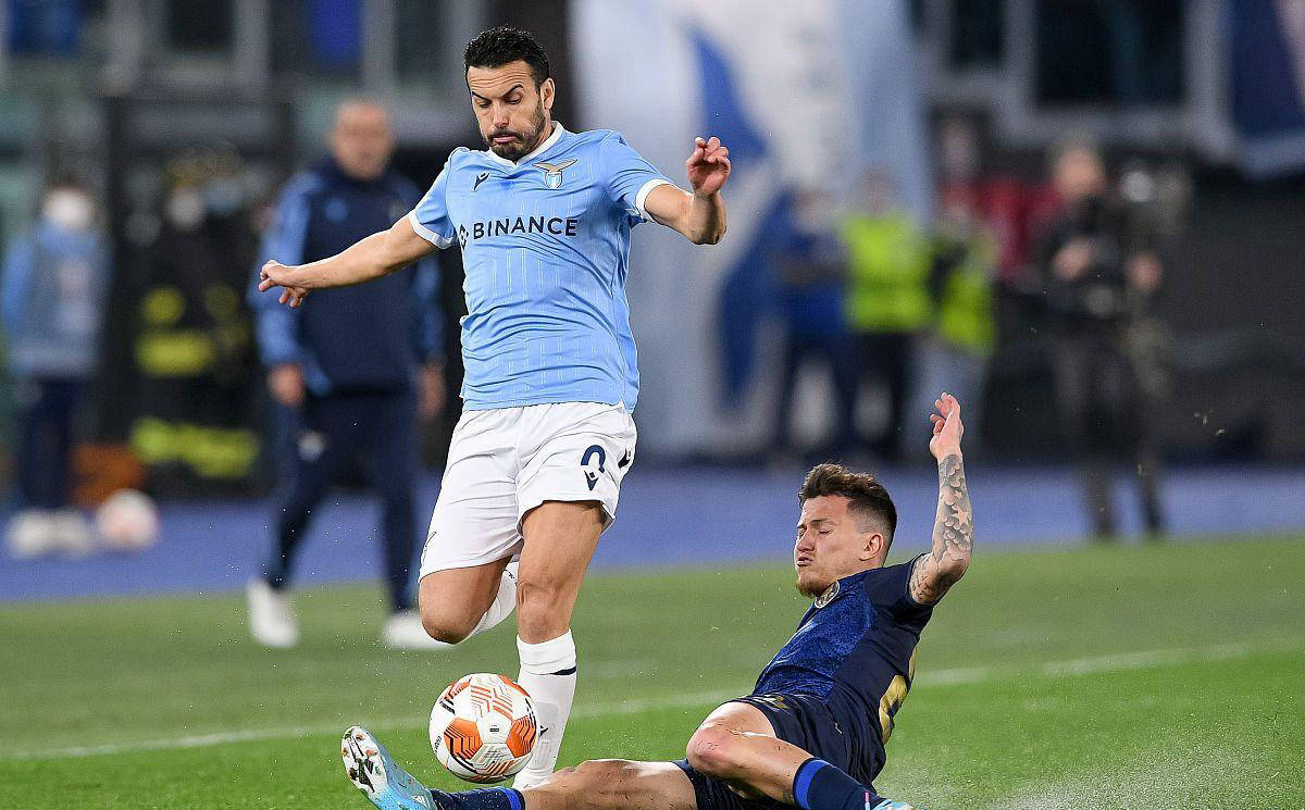 包含拉齐奥主场大胜，保持稳定发挥稳固联赛位置的词条