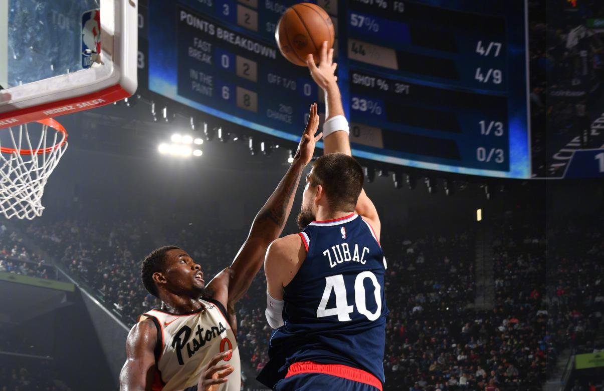 包含快船惜败篮网：哈雷尔26分无力回天的词条