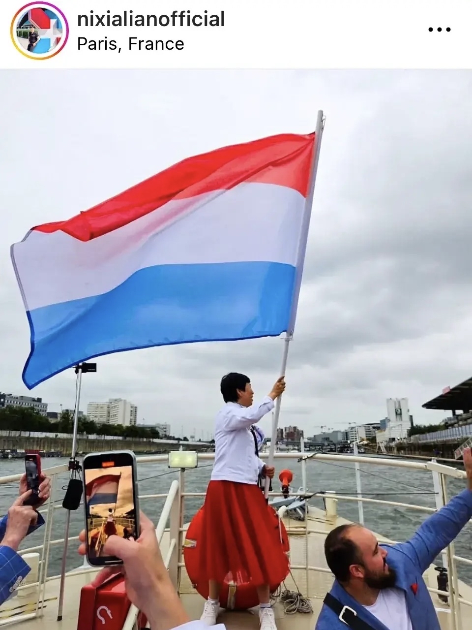 中国队大胜卢森堡无缘胜利